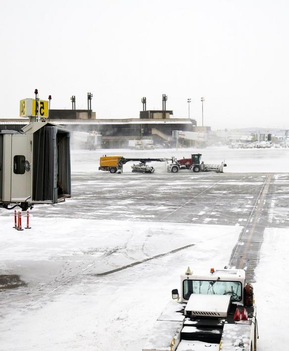 primeflight aviation services snow removal